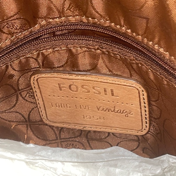 Fossil Long Live Vintage 1954 Tan Pebbled Leather Multi Compartment Purse Bag - Picture 6 of 6
